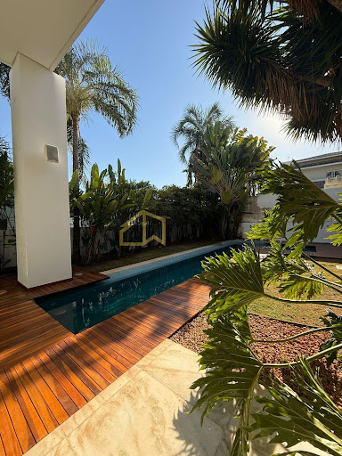 Casa de Condomínio em Residencial Alphaville Flamboyant  -  Goiânia