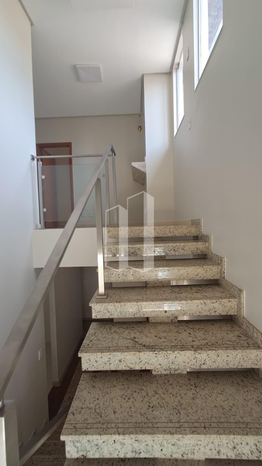 Casa à venda com 3 quartos, 3 suítes, 4 vagas e 220m² no Jardins Atenas, Goiânia (GO) — foto 7 de 30