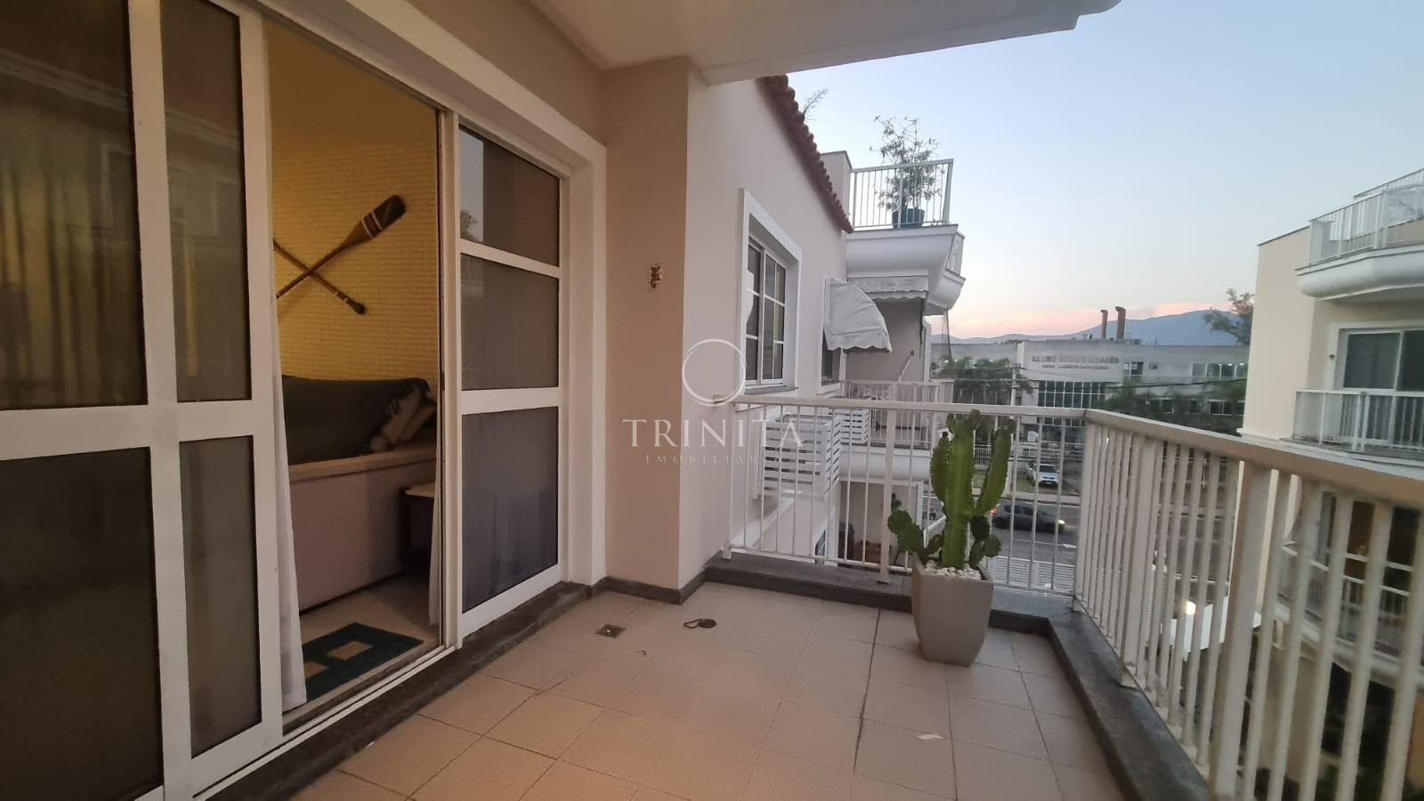 varanda-trinitaimobiliaria-laplage