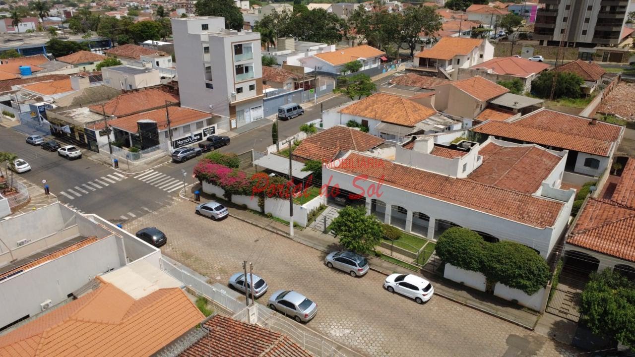 Casa à venda com 4 quartos, 1 suíte e 485m² no Centro, Santo Antônio da Platina (PR) — foto 4 de 8