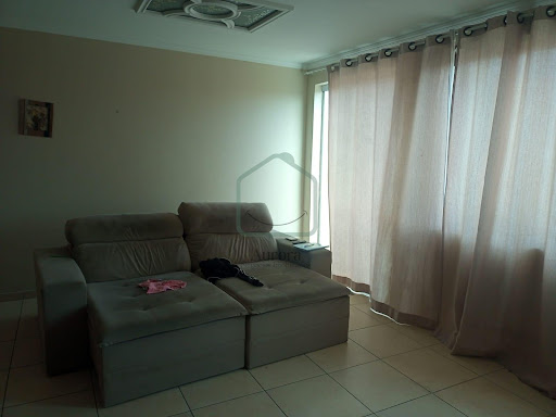 Casa à Venda e Locação em Jardim Áurea, Poá | 230m²