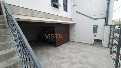 Garagem coberta para 2 carros