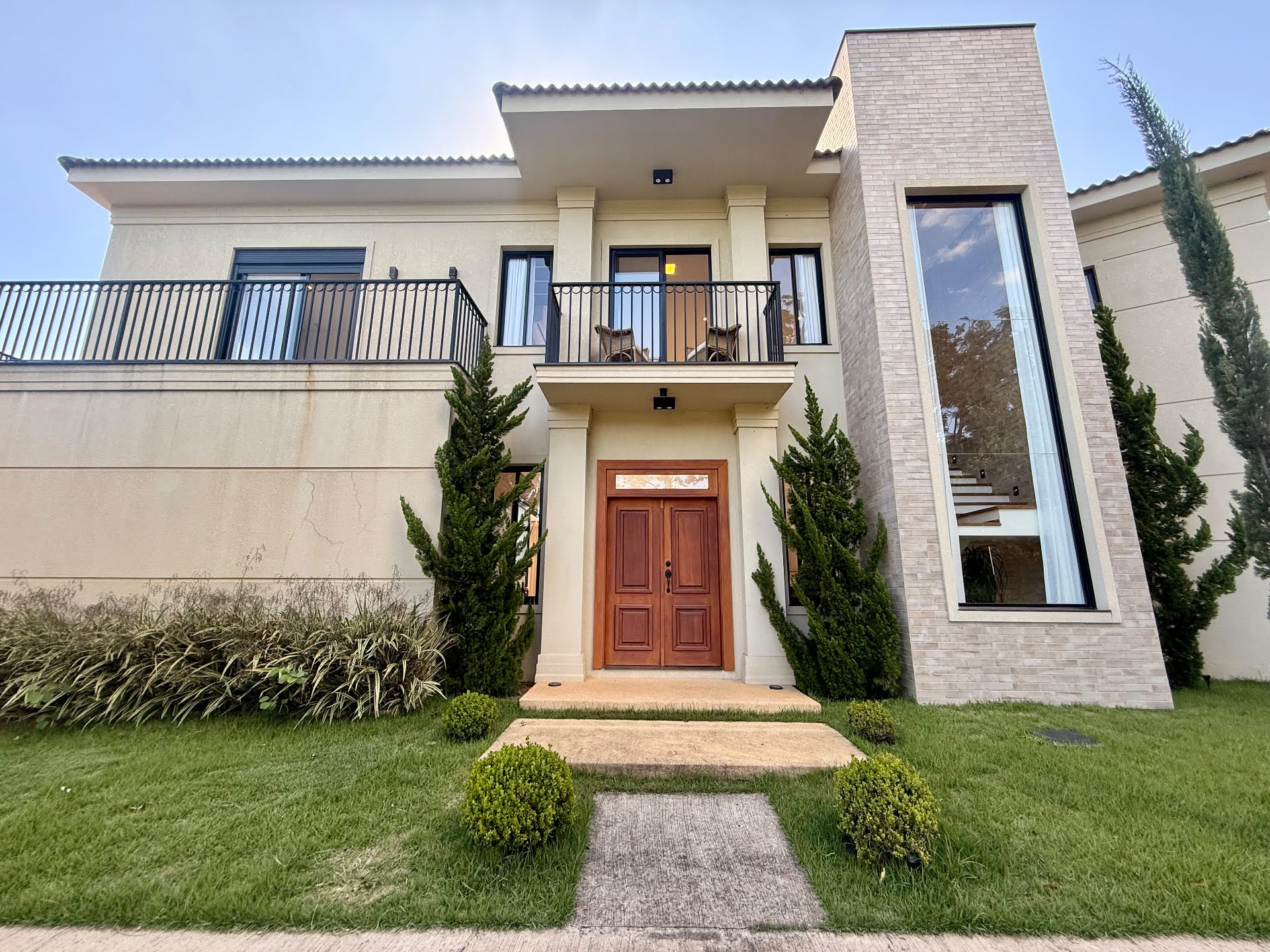 Casa à venda com 3 quartos, 3 suítes, 4 vagas e 318m² no Jardim Piemonte, Indaiatuba (SP) — foto 2 de 30