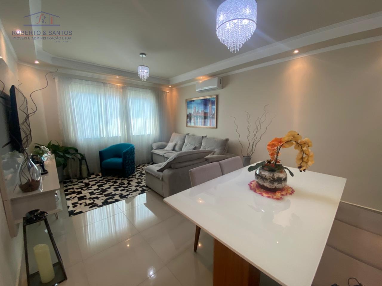 Sala de jantar e sala de visita