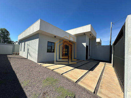 Casa à Venda de esquina no bairro 14 de Novembro, Cascavel - 2 Quartos, 78m²