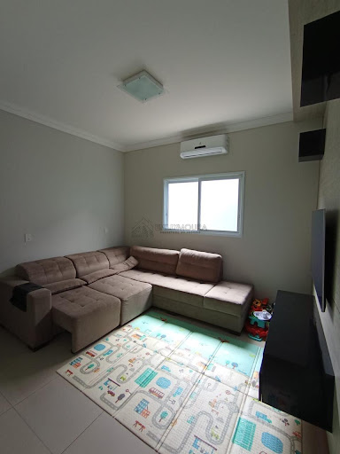 Casa em Loteamento Residencial Maria Amélia  -  Catalão
