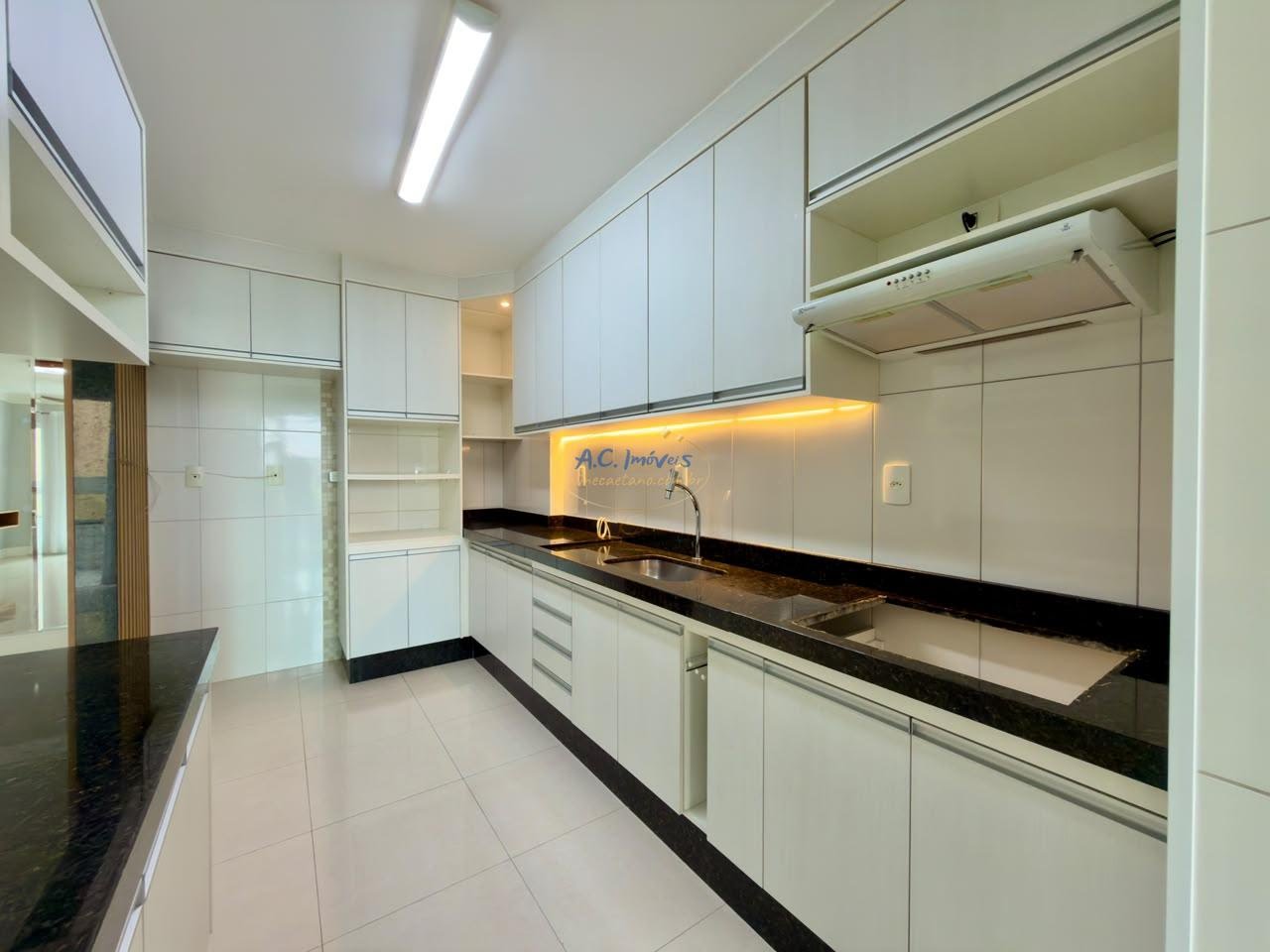Apartamento à venda com 2 quartos, 1 suíte, 2 vagas e 94m² no Guilhermina, Praia Grande (SP) — foto 7 de 15
