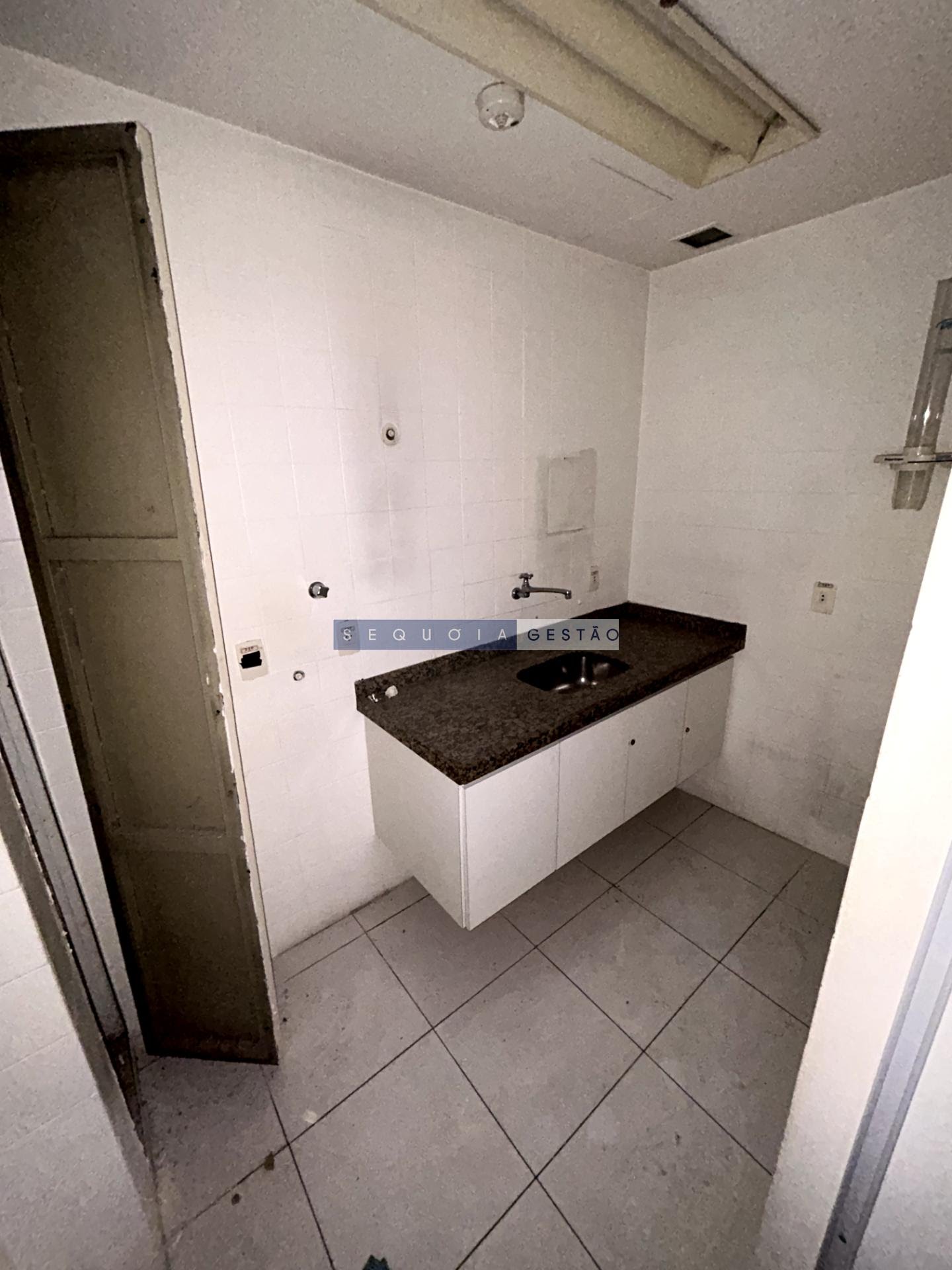 Comercial para alugar com 3 banheiros e 212m² no Centro, Rio de Janeiro (RJ) — foto 13 de 17