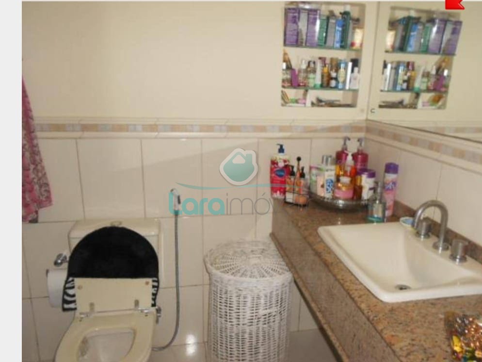 Casa à venda com 4 quartos, 3 suítes e 290m² no Mar do Norte, Rio das Ostras (RJ) — foto 9 de 16