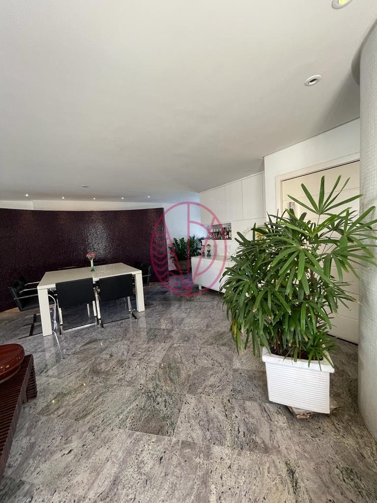 Casa à venda com 4 quartos, 3 suítes, 4 vagas e 340m² no Pituba, Salvador (BA) — foto 8 de 30
