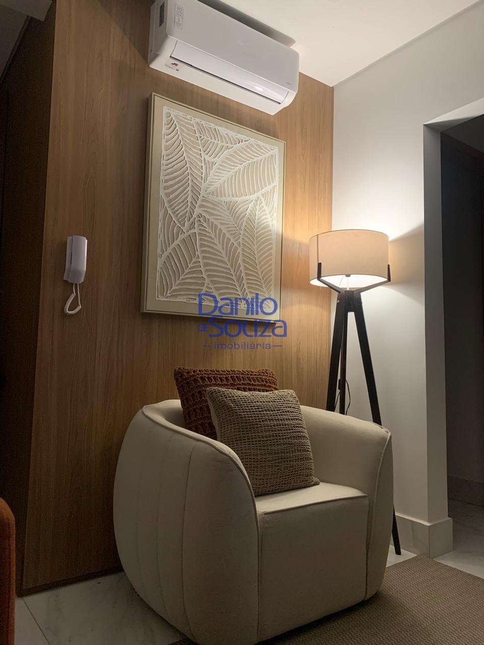 Apartamento à venda com 2 quartos, 1 suíte e 1 vaga no Guilhermina Vieira Chaer, Araxá (MG) — foto 3 de 12