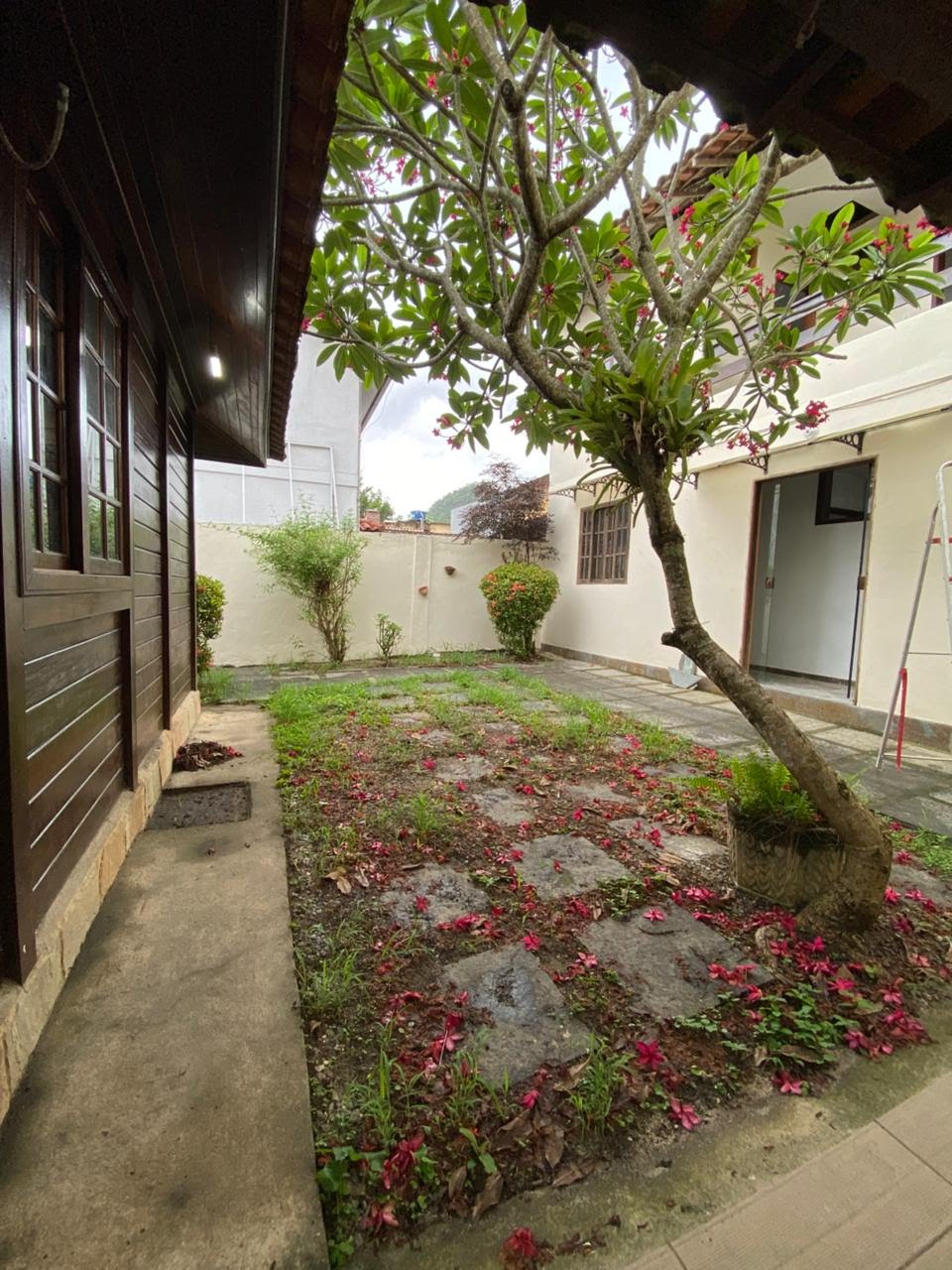 Casa para alugar com 4 quartos, 4 banheiros e 140m² no Vargem Pequena, Rio de Janeiro (RJ) — foto 13 de 24