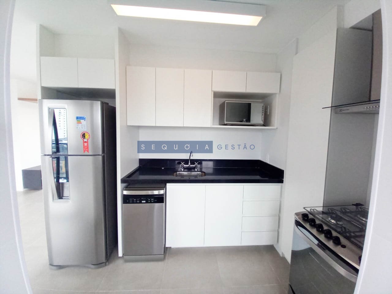 Apartamento para alugar com 2 quartos, 1 suíte, 1 vaga e 74m² no Pinheiros, São Paulo (SP) — foto 8 de 30