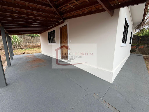 Casa em Jardim Cinelândia  -  Santa Rita do Passa Quatro