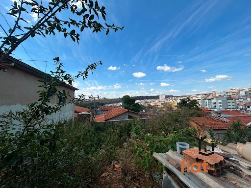 Lote a venda no bairro Recanto da Lagoa em Pará de Minas.
