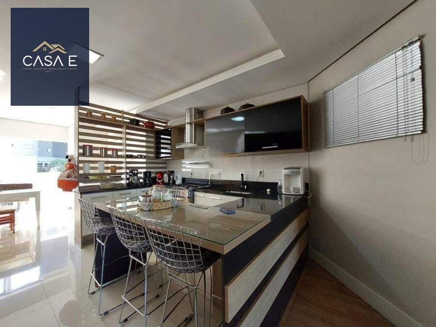 Apartamento à venda com 3 quartos, 1 suíte, 1 vaga e 160m² no Centro, Ijuí (RS) — foto 6 de 23