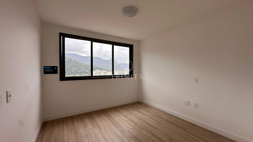 quarto-trinitaimobiliaria-astrailhapura