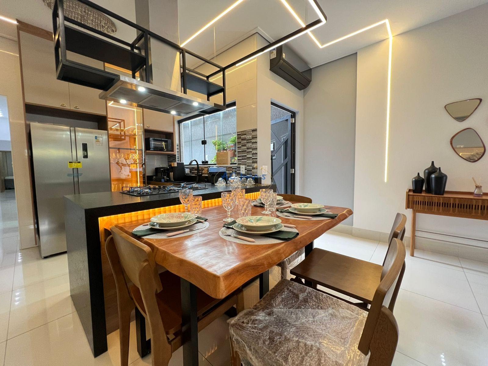 Casa à venda com 3 quartos, 2 suítes, 2 vagas e 118m² no Vilamar, Praia Grande (SP) — foto 13 de 22