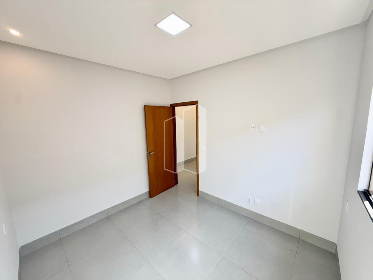 Casa à venda com 3 quartos, 1 suíte, 4 vagas e 116m² no Vila Oliveira, Aparecida de Goiânia (GO) — foto 18 de 30