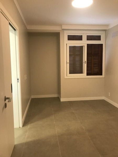 Casa à venda com 6 quartos, 4 suítes, 2 vagas e 194m² no Cachoeira do Bom Jesus, Florianópolis (SC) — foto 13 de 23