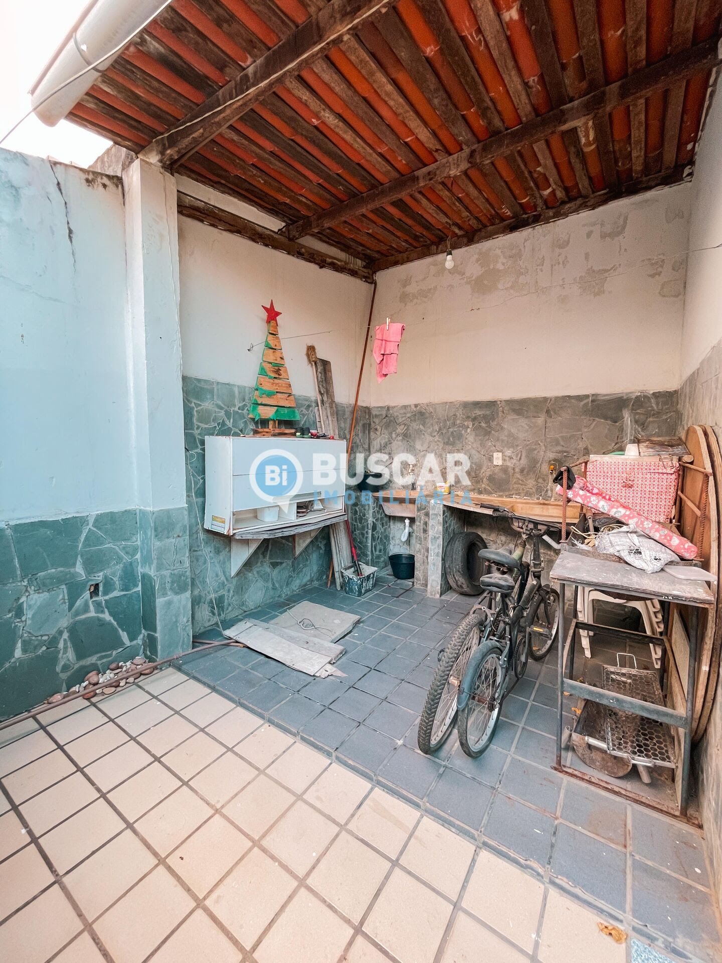 Casa à venda com 6 quartos, 3 suítes, 4 vagas e 390m² no Santa Mônica, Feira de Santana (BA) — foto 29 de 30