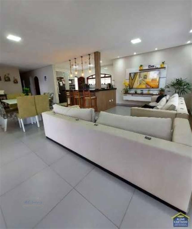 Casa à venda com 4 quartos, 3 suítes, 3 vagas e 259m² no Balneario Flórida, Praia Grande (SP) — foto 12 de 29