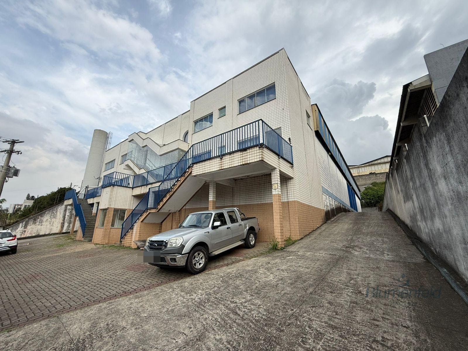 Comercial à venda com 1530m² no Centro Industrial, Arujá (SP) — foto 2 de 30