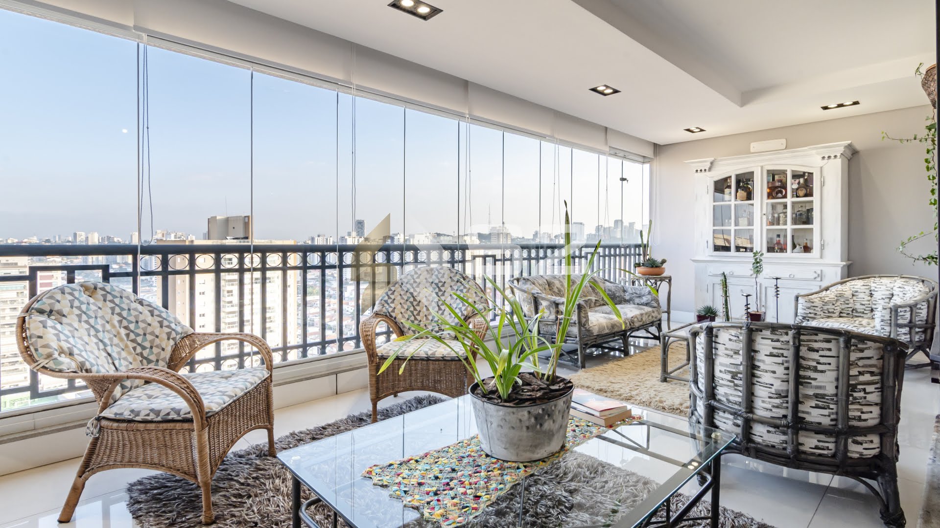 Apartamento à Venda Rua Fábia, Vila Romana/SP 