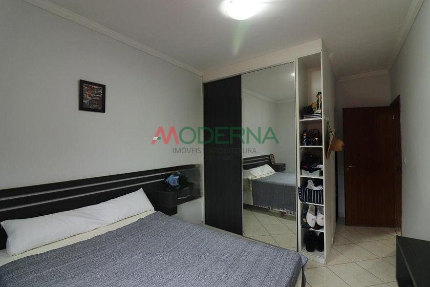Casa à venda com 4 quartos, 2 suítes, 6 vagas e 222m² no Independência, São Bernardo do Campo (SP) — foto 26 de 30