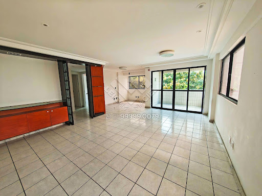 Compre Apartamento à venda na Jaqueira com 125m², 3 quartos, 2 suítes, 3 vagas cobertas e lazer completo. Agende sua visita com Leicam Maciel!