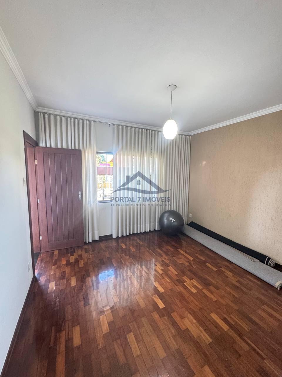 Casa à venda com 2 quartos, 1 suíte, 4 vagas e 300m² no Vale das Palmeiras, Sete Lagoas (MG) — foto 15 de 30