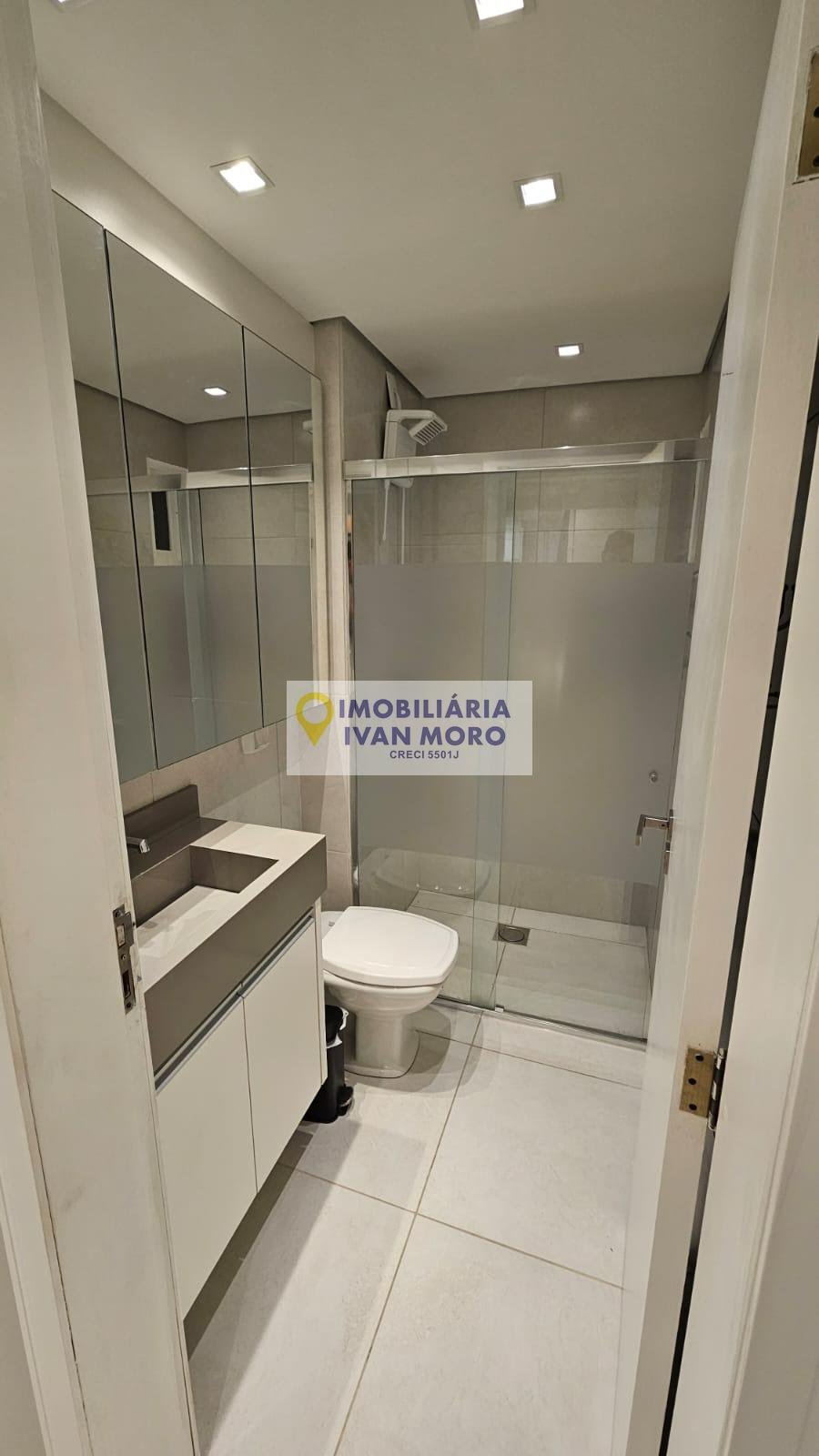 Apartamento à venda com 2 quartos, 1 banheiro, 1 vaga e 70m² no Daniela, Florianópolis (SC) — foto 13 de 18