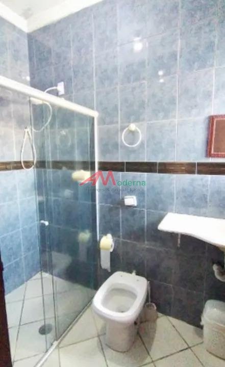 Casa à venda com 3 quartos, 3 banheiros, 2 vagas e 200m² no Vila Luzita, Santo André (SP) — foto 9 de 11