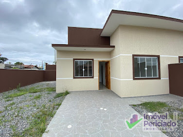 Casa à Venda em Cambijú Itapoá, 2 Quartos, 43m² por R$360mil