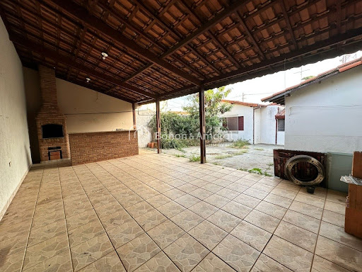 Casa, 3 quartos, 217 m² - Foto 1