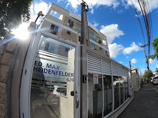 Apartamento de 2 quartos para venda no Ed. Max Heidenfelder no Turf Club - Campos dos Goytacazes, RJ