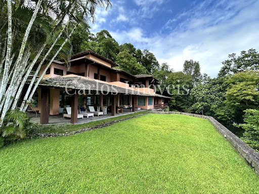 Casa Frente Mar para Temporada em Angra dos Reis / RJ no bairro Vila Velha