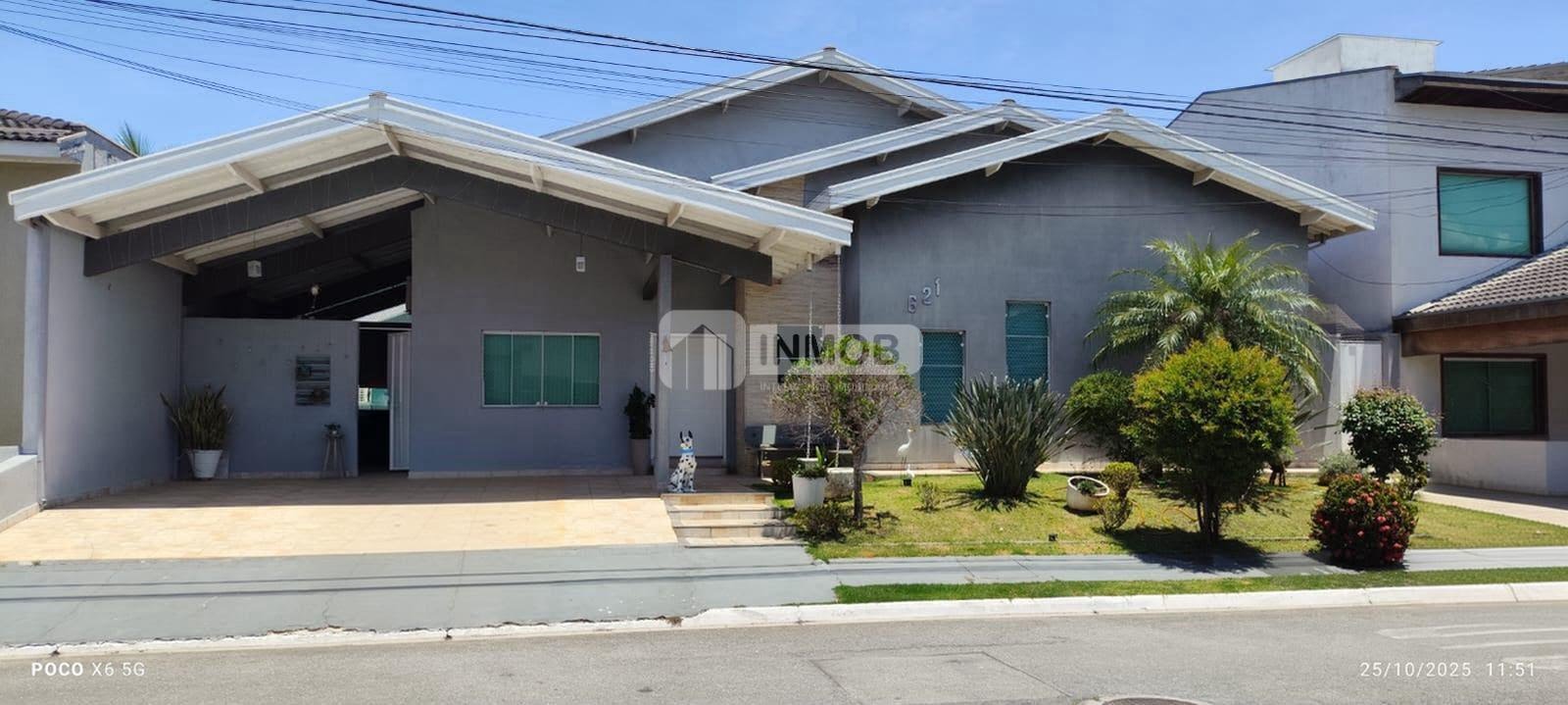 Casa para alugar com 3 quartos, 3 suítes, 3 vagas e 300m² no Piracangaguá, Taubaté (SP) — foto 2 de 28
