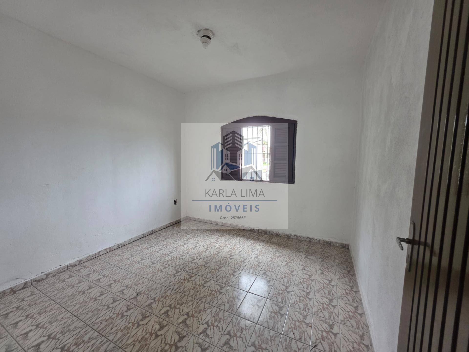 Casa à venda com 3 quartos, 10 vagas e 1m² no Indaiá, Bertioga (SP) — foto 2 de 12