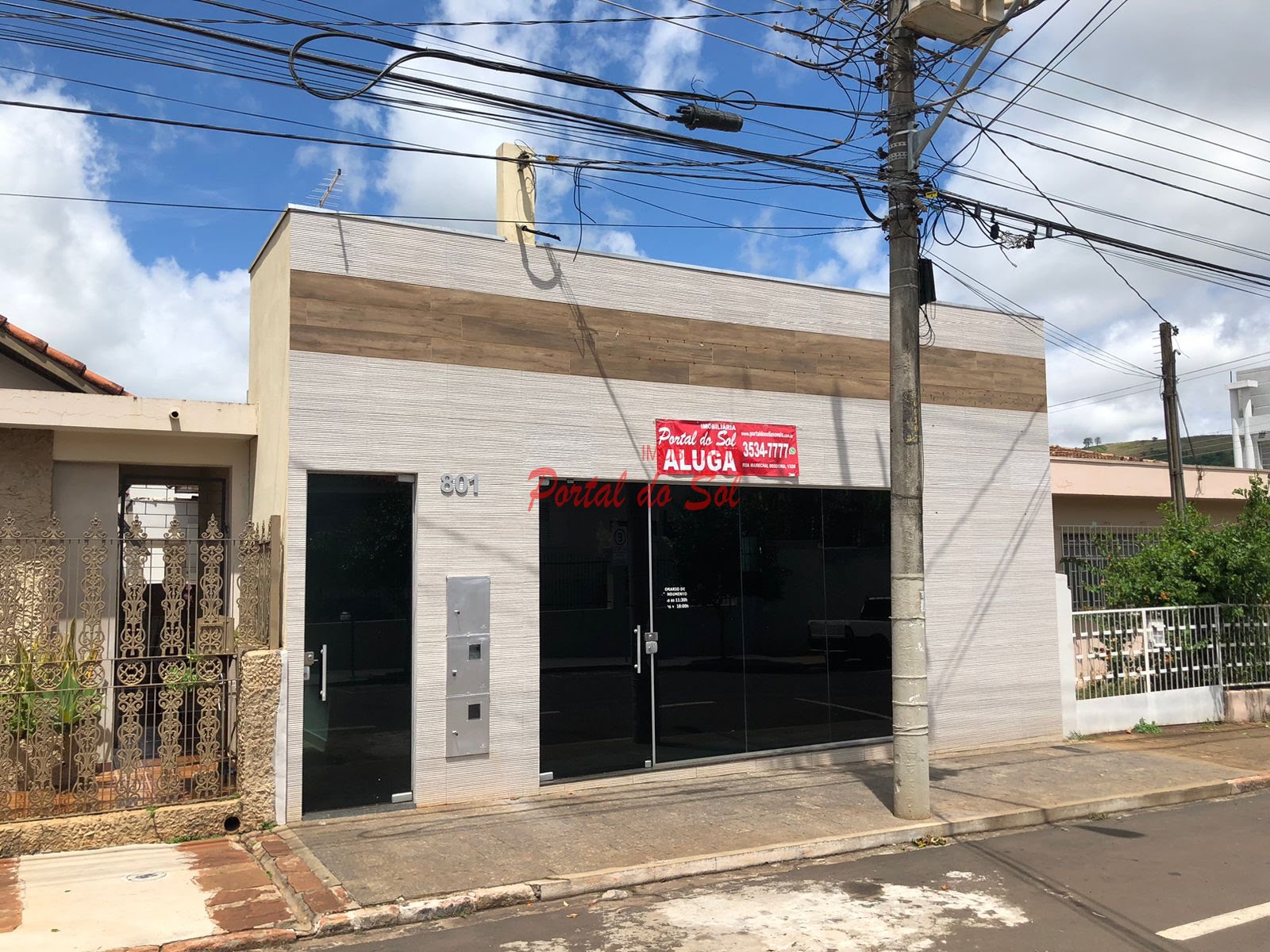 Comercial à venda com 3 banheiros e 135m² no Centro, Santo Antônio da Platina (PR) — foto 3 de 23