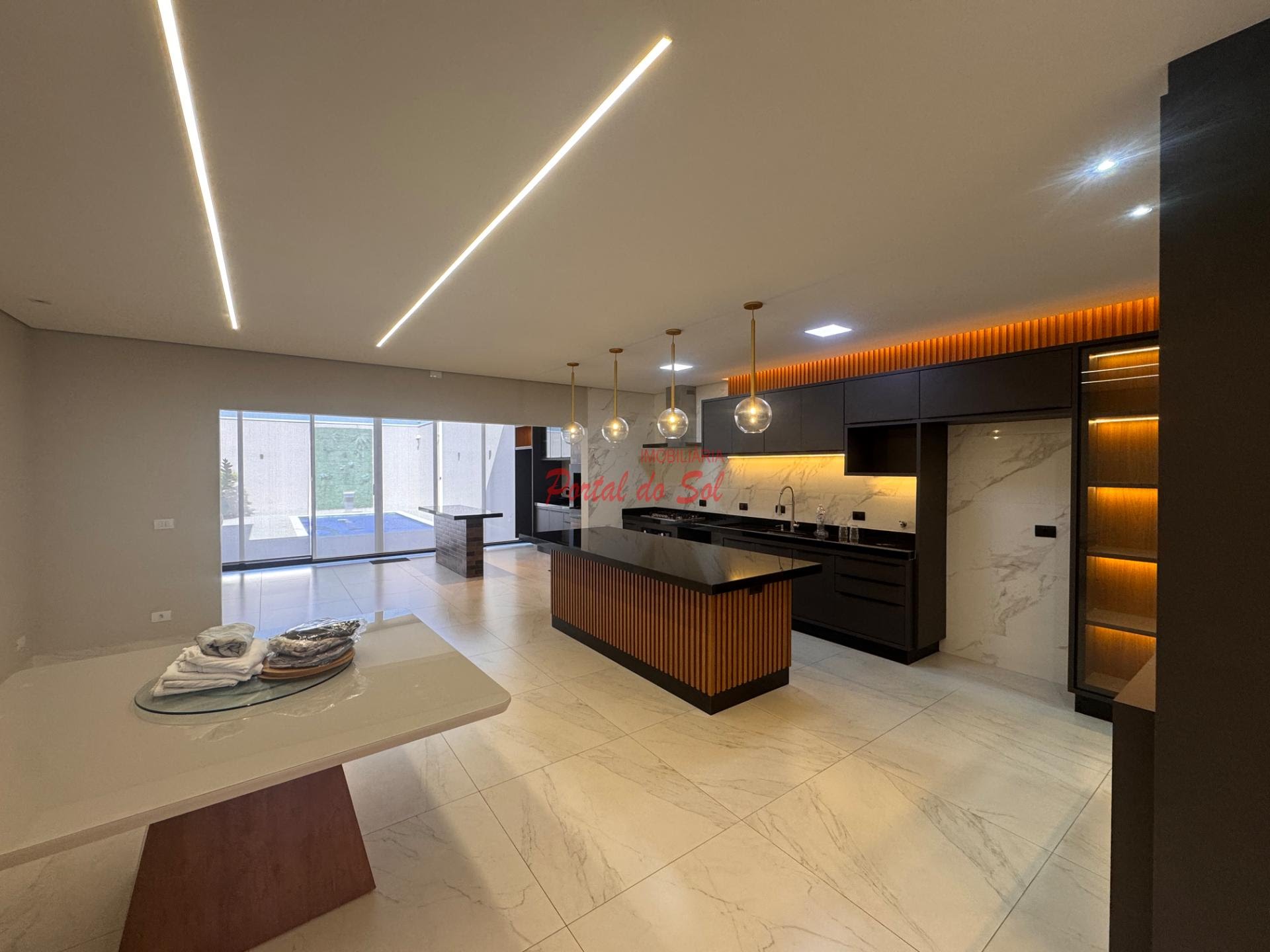 Casa à venda com 3 quartos, 3 suítes, 2 vagas e 248m² no Residencial Royal Park, Santo Antônio da Platina (PR) — foto 8 de 20