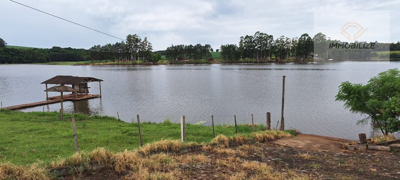 Rampa acesso na barragem