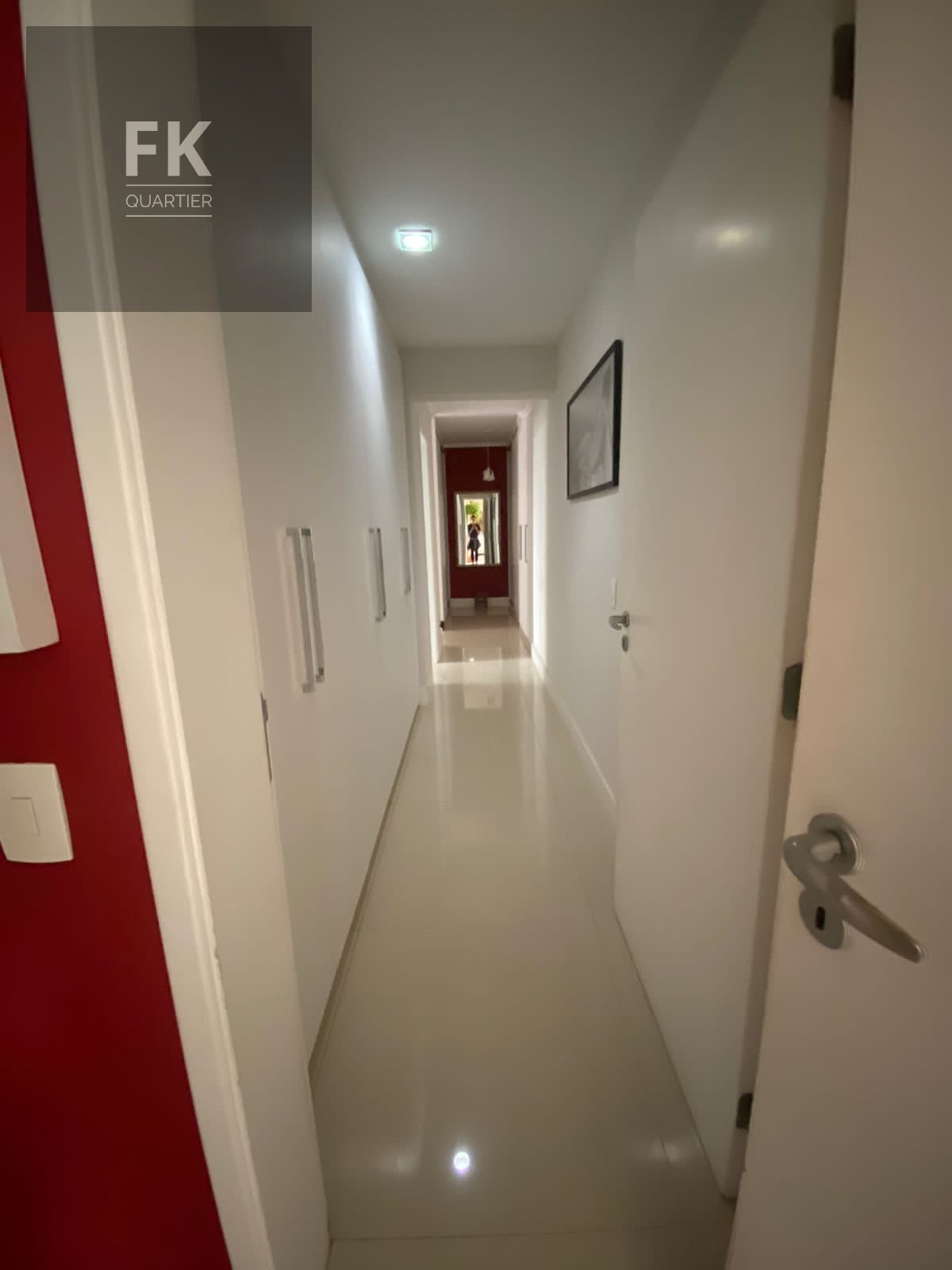 Apartamento à venda com 4 quartos, 4 suítes, 3 vagas e 196m² no Empresarial 18 do Forte, Barueri (SP) — foto 13 de 23