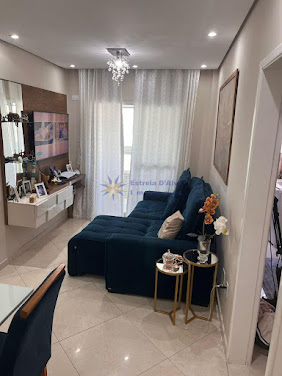 Apartamento 02 Dorm. em Guilhermina  -  Praia Grande