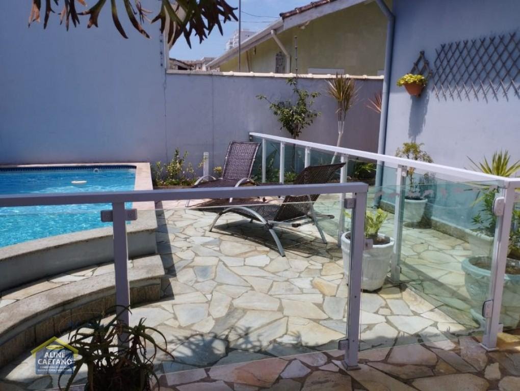 Casa à venda com 3 quartos, 3 suítes, 4 vagas e 171m² no Balneario Flórida, Praia Grande (SP) — foto 4 de 30