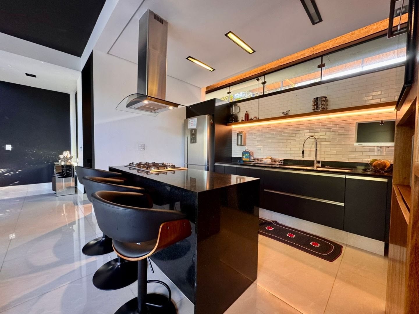 Casa para alugar com 3 quartos, 1 suíte, 8 vagas e 265m² no Condomínio Alphaville III, Ribeirão Preto (SP) — foto 11 de 30