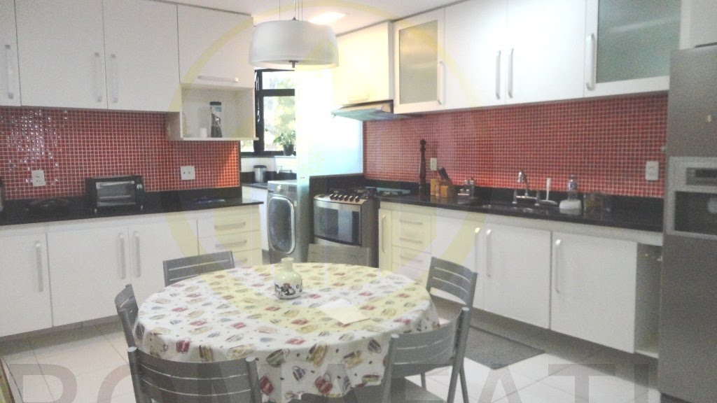 Apartamento para alugar com 3 quartos, 2 suítes, 4 vagas e 200m² no Barra da Tijuca, Rio de Janeiro (RJ) — foto 18 de 19