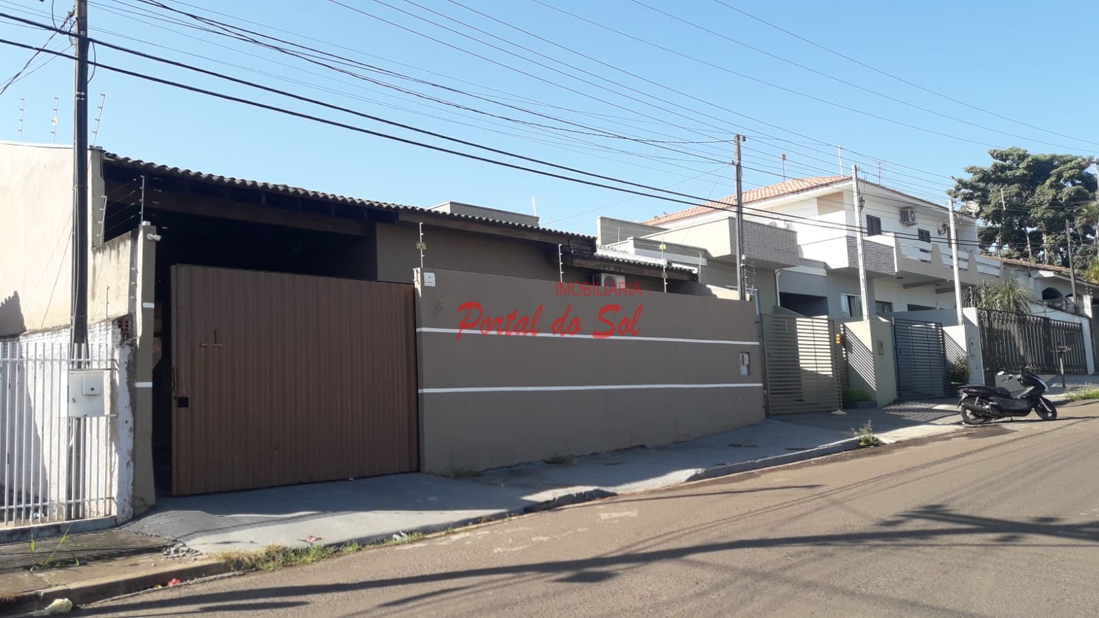 Casa à venda com 2 quartos, 1 banheiro, 3 vagas e 120m² no Jardim Moralina, Santo Antônio da Platina (PR) — foto 2 de 9