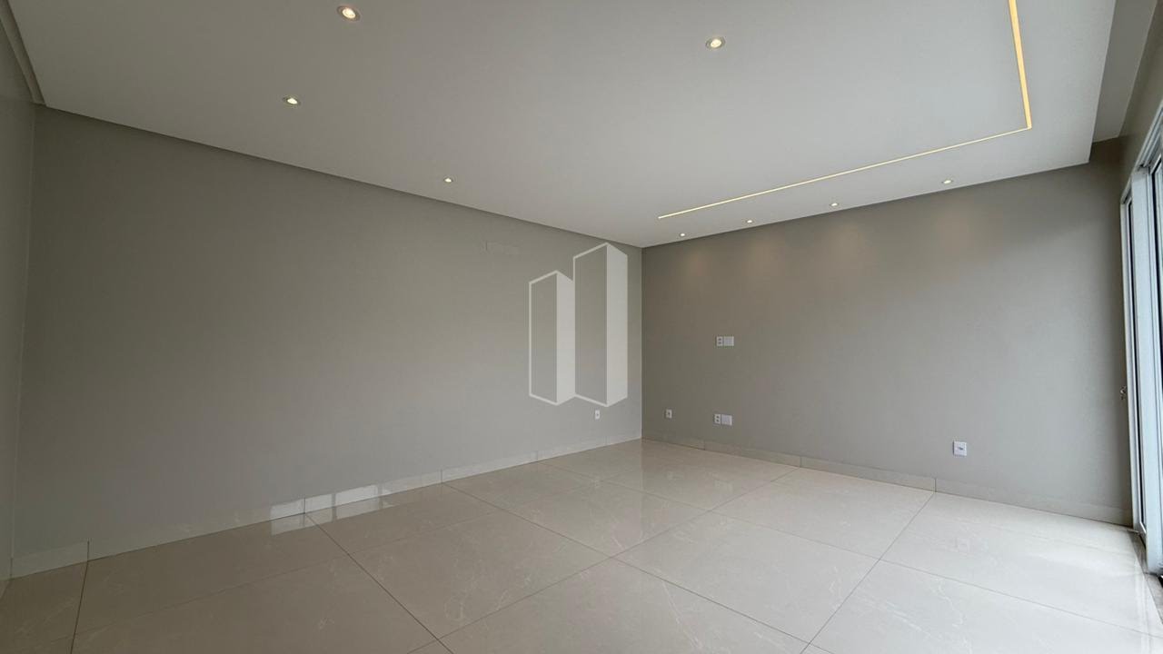 Casa à venda com 4 quartos, 4 suítes, 4 vagas e 207m² no Jardim Europa, Goiânia (GO) — foto 24 de 30