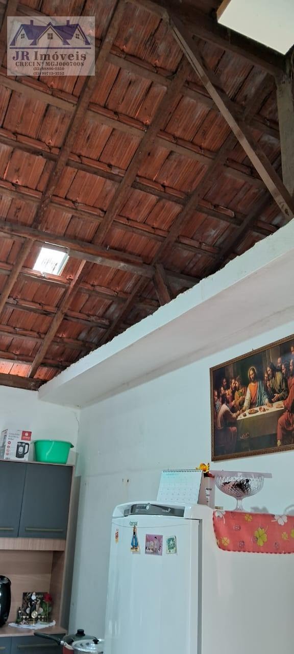 Casa à venda com 2 quartos e 1 banheiro no Bairro Santa Barbara, Piranguinho (MG) — foto 20 de 20